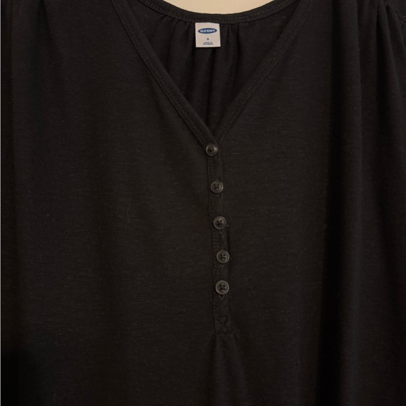 Old Navy Black Short Sleeve Button Up Shirt - Picture 4 of 4